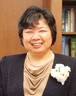 学長川口てる子博士 学長川口てる子博士